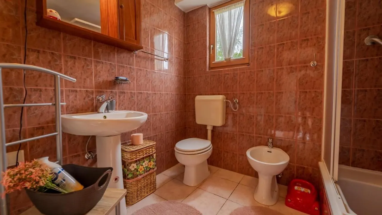 Chalet Planinska Kuca Happy Villa Fuzine Croatia