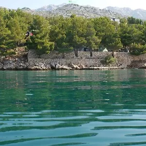 Pinus Kamp Starigrad Paklenica