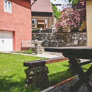  Vila Hedonia
