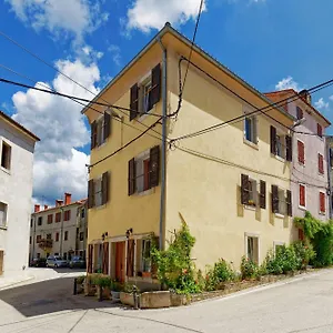 Viola By Rent Istria Apartman Momjan